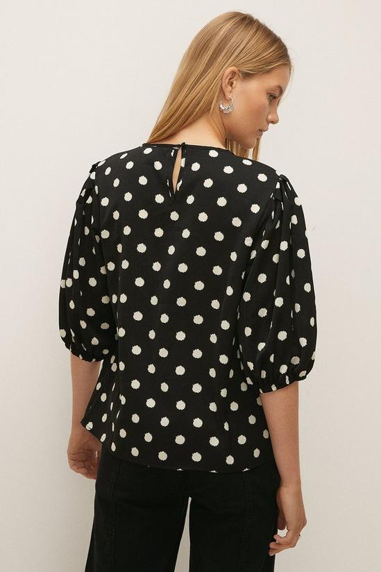 Oasis Printed 3/4 Puff Sleeve Woven Shell Top 3