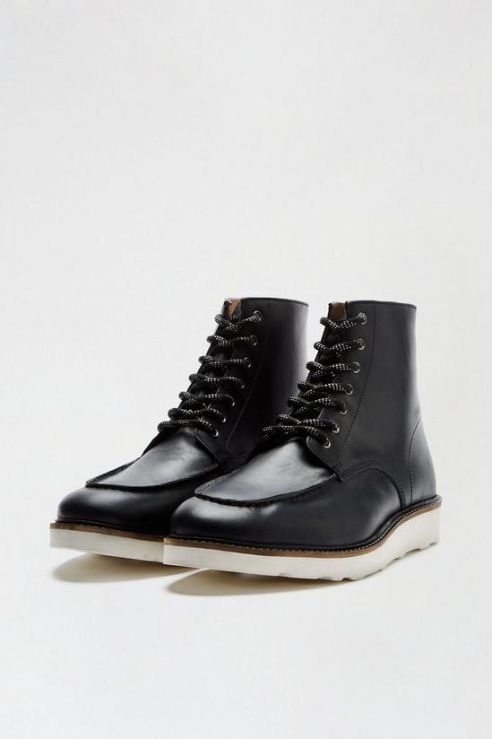 Burton Premium Leather Boots 2