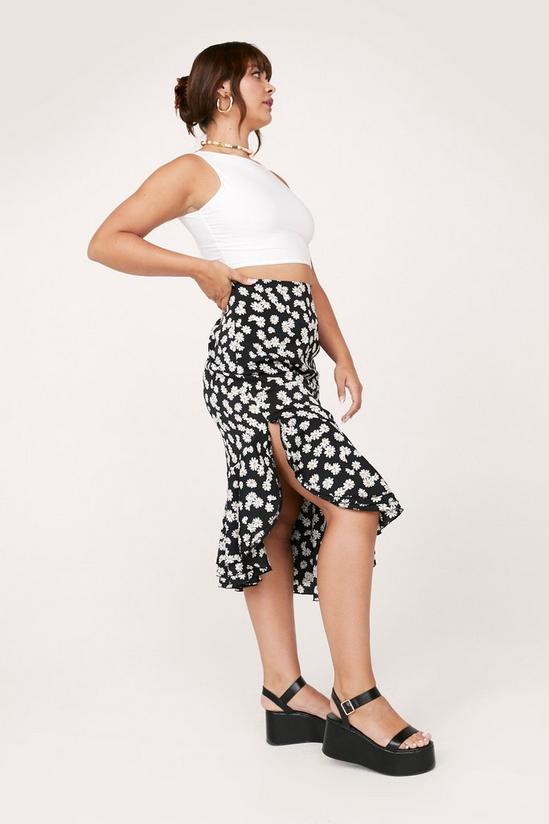 NastyGal Plus Size Daisy Floral Slit Midi Skirt 1