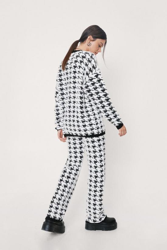 NastyGal Knitted Houndstooth Sweater And Trouser Set 4
