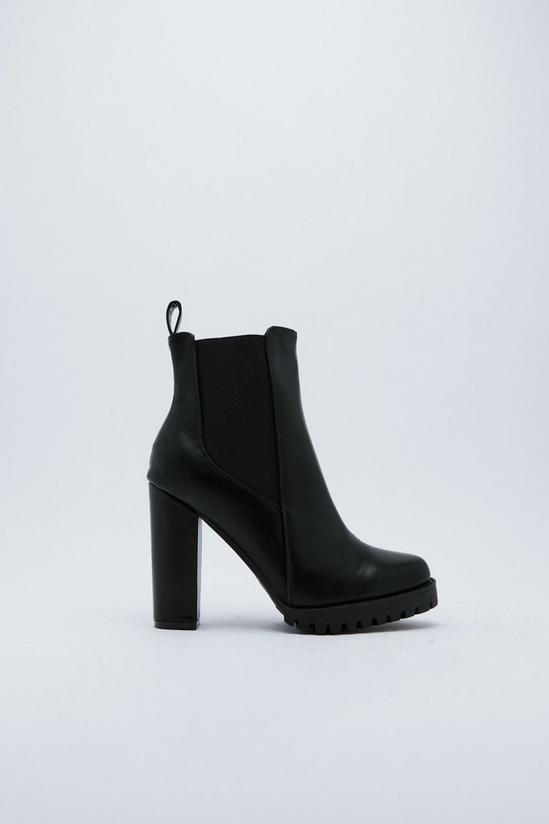 NastyGal Top of the World Chunky Chelsea Boot 3