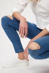 Dorothy Perkins Midwash Frankie Jeans With Slashed Knee thumbnail 4
