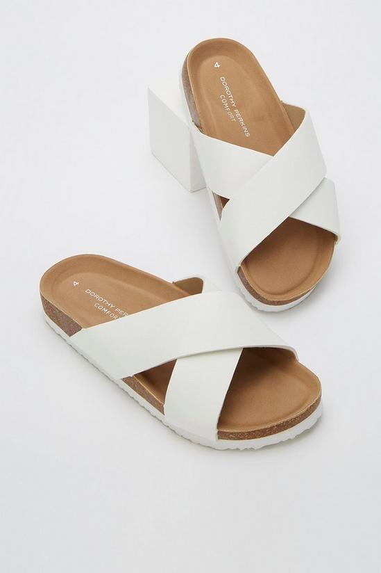 Dorothy Perkins Wide Fit Comfort White Flora Footbed Sandals 4