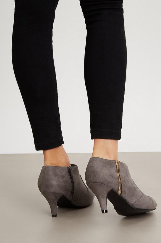 Good For the Sole Good For The Sole: Extra Wide Fit Marlo Comfort Zip Heeled Ankle Boots 4