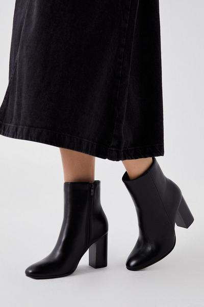 Round Toe Stacked Heel Ankle Boots