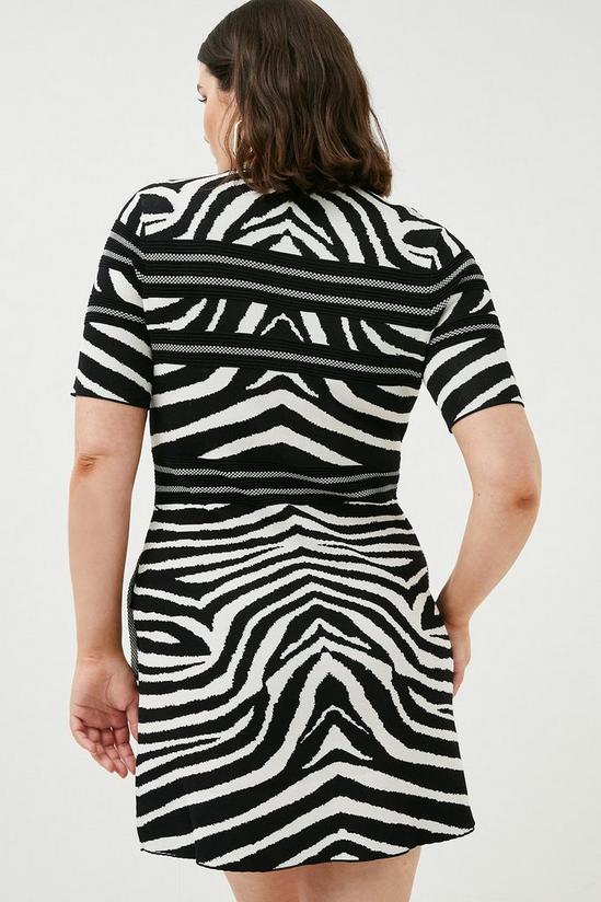 KarenMillen Plus size Textured Zebra Jacquard Knit Dress 3