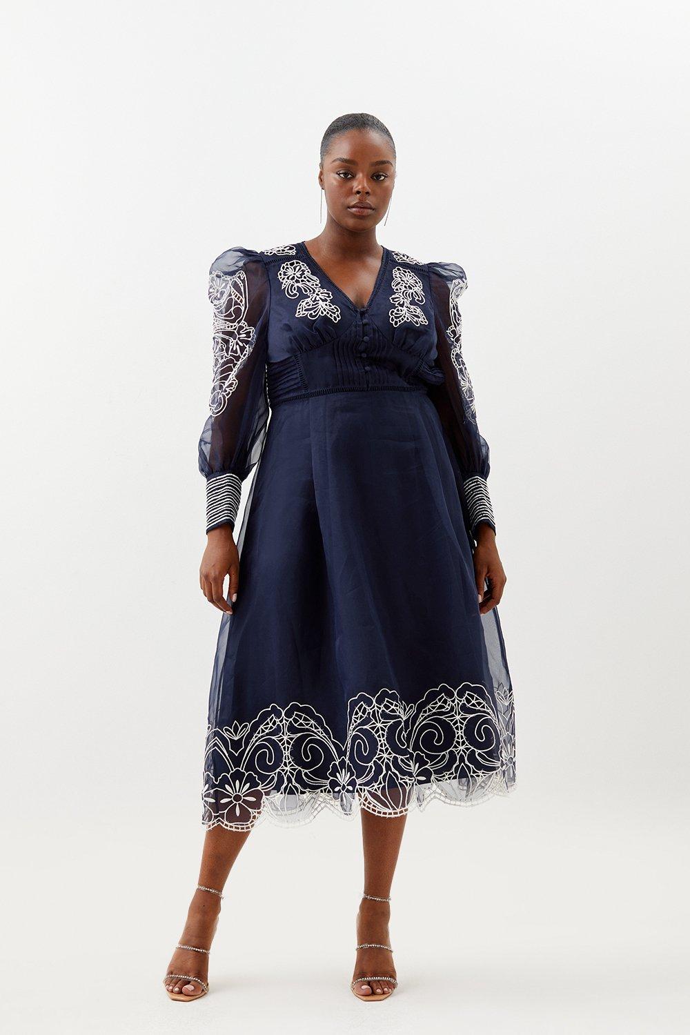 Plus Size Cutwork Organdie Buttoned Woven Maxi