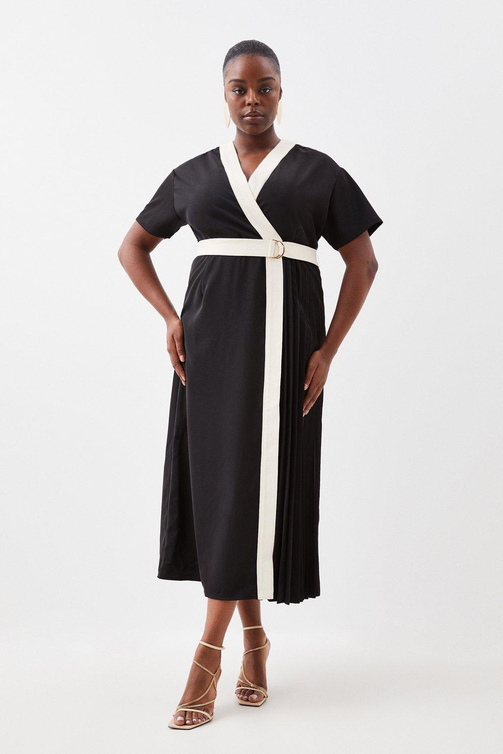 Plus Size Contrast Twill Button Detail Belted Midi Dress.