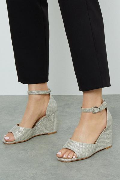 Good For The Sole: Extra Wide August Wedge Sandals