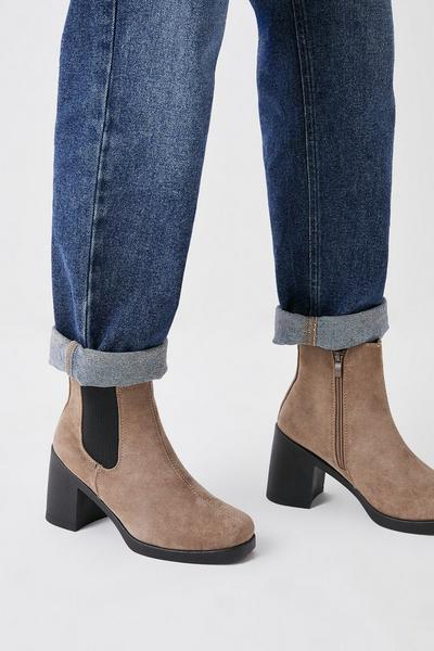 Alo Casual Heeled Chelsea Boots