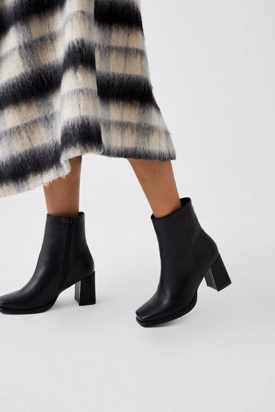 Wide Fit Anna Block Heel Pointed Ankle Boots