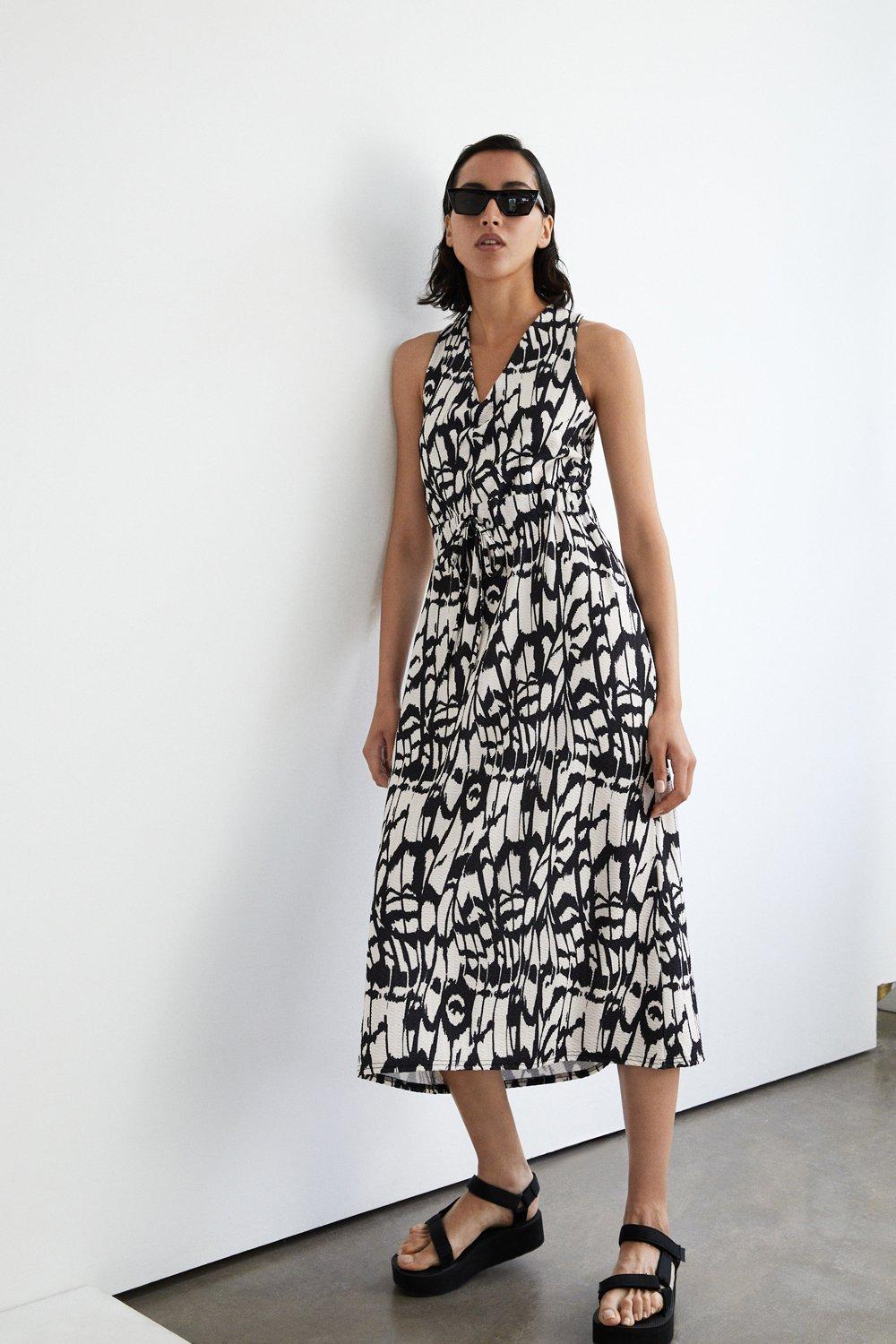 Textured Jersey Abstract Drawstring Midi Dress