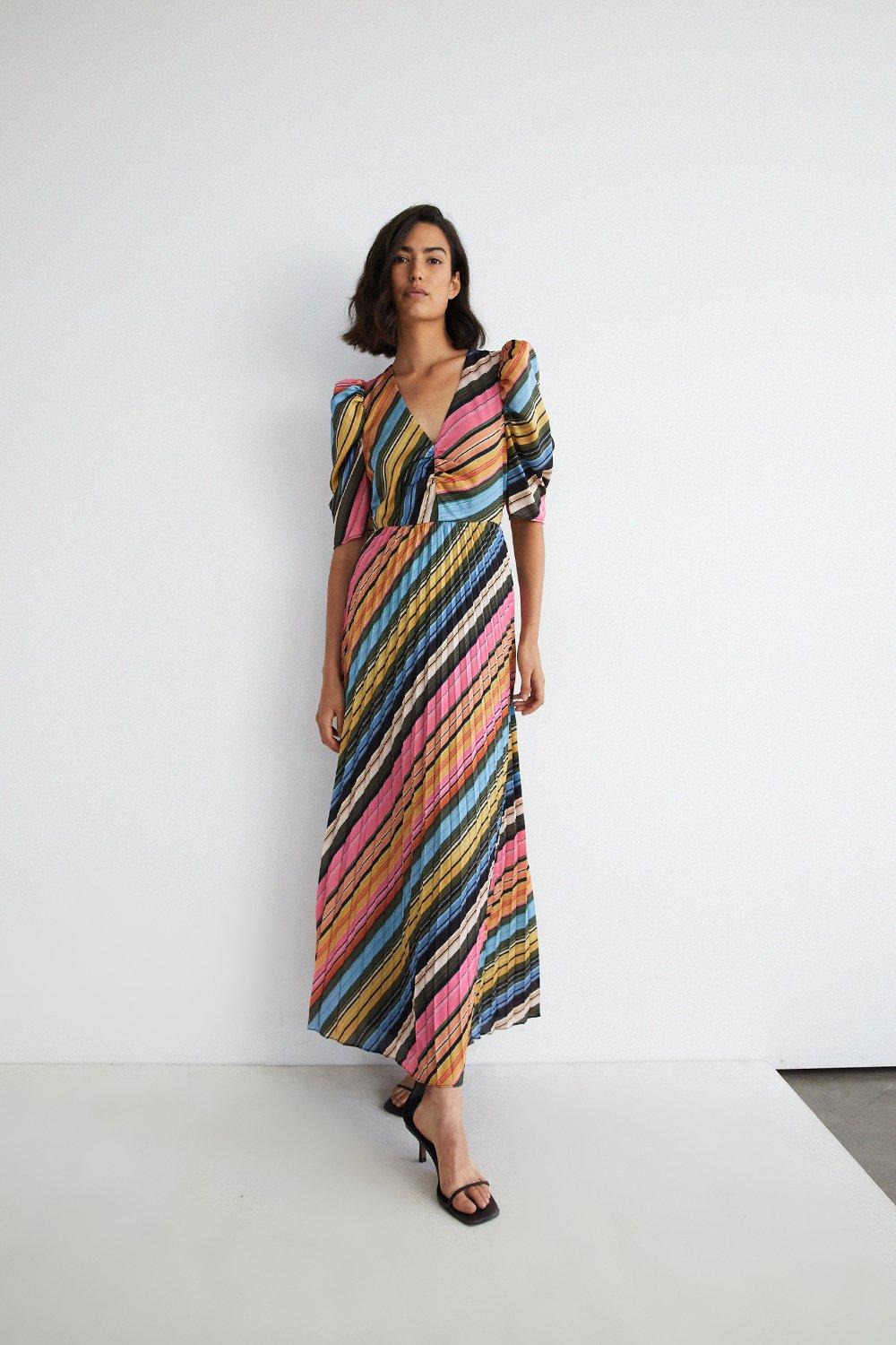 Stripe V Neck Pleated Maxi Dress