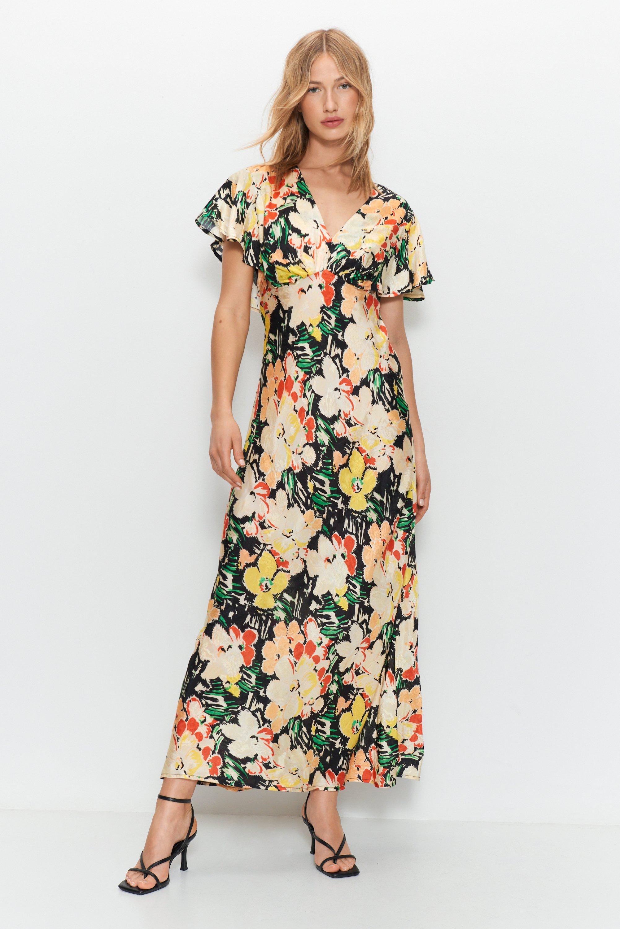 Hope & Ivy Maternity Wrap Maxi Tea Dress In Coral Floral-Green