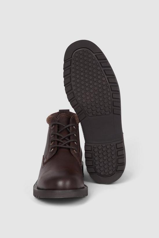 Mantaray Keswick Casual Wide Fit Leather Chukka Boot 2