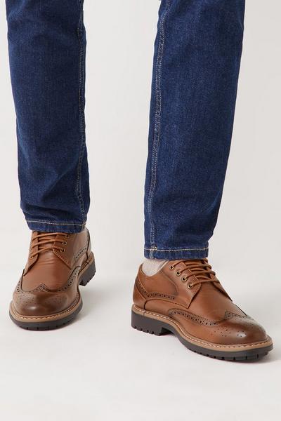 Maine: Lenny Brogue Casual Cleated Lace Up Derby Shoes