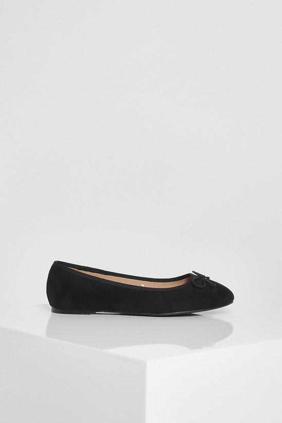 boohoo Wide Fit Faux Suede Round Toe Ballet Flats 2