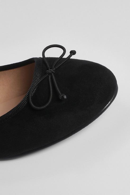 boohoo Wide Fit Faux Suede Round Toe Ballet Flats 5
