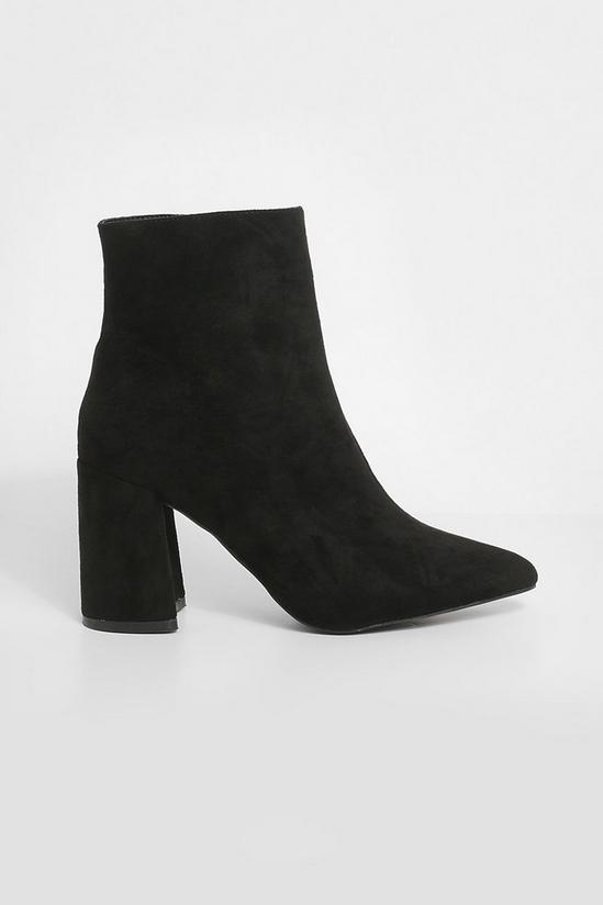 boohoo Wide Fit Block Heel Pointed Boots 2