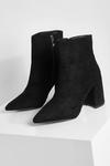 boohoo Wide Fit Block Heel Pointed Boots thumbnail 3