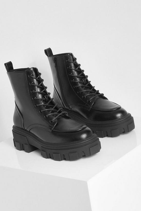 boohoo Extreme Chunky Sole Hiker Boots 3