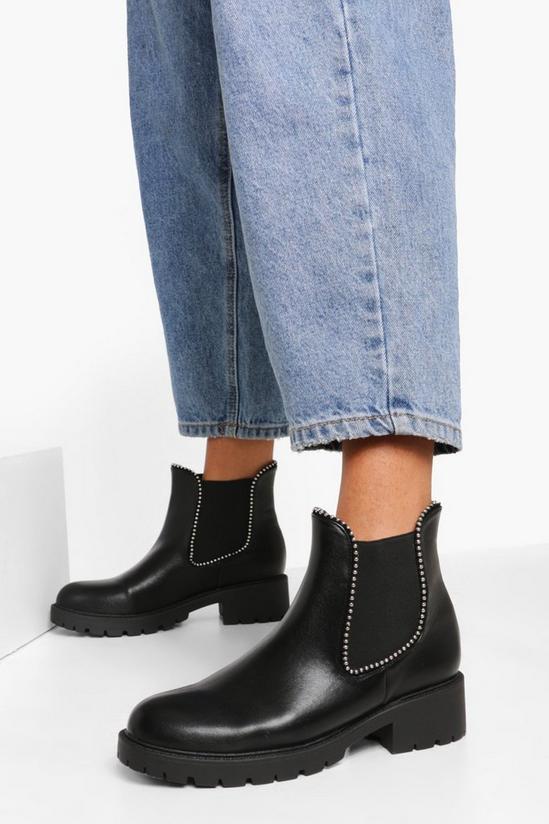 boohoo Wide Fit Studded Detail Chelsea Boots 1