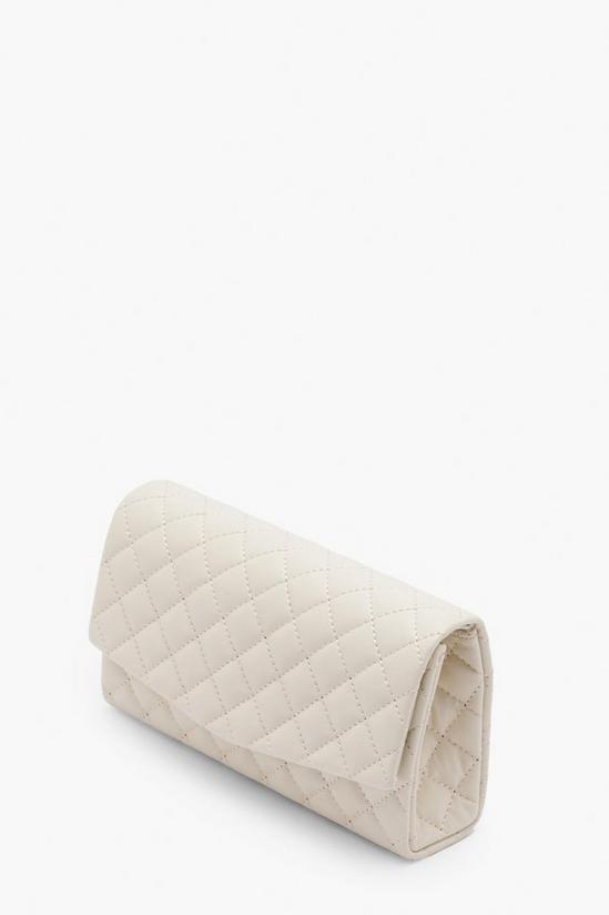boohoo Quilted Hard Basic Clutch 2