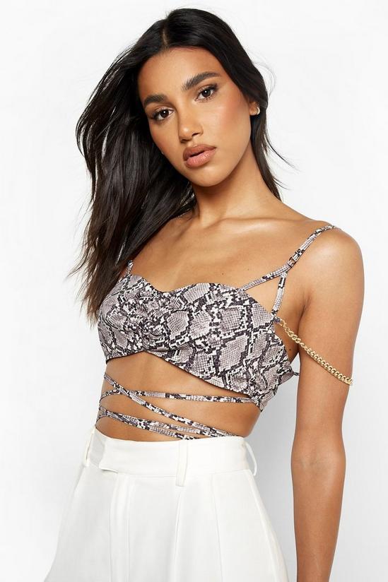 boohoo Strappy Ruched Chain Detail Bralet 4
