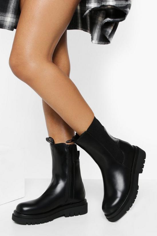 boohoo Chunky Front Tab Detail Chelsea Boots 1