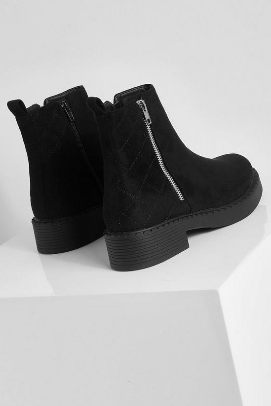 boohoo Wide Fit Quilted Zip Detail Chelsea Boots 4