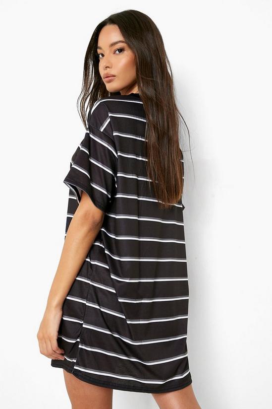 boohoo Stripe Oversized T-shirt Dress 2