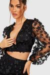 boohoo Floral Detail Plunge Cropped Top thumbnail 4