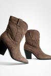 boohoo Wide Fit Stitch Detail Cowboy Boots thumbnail 4