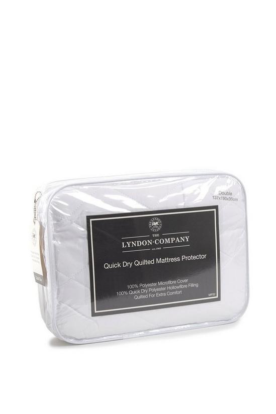 The Lyndon Company Quick Dry Quilted Single Mattress Protector 1