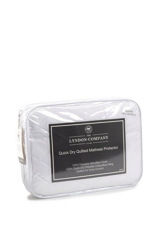 The Lyndon Company Quick Dry Super King Mattress Protector 1