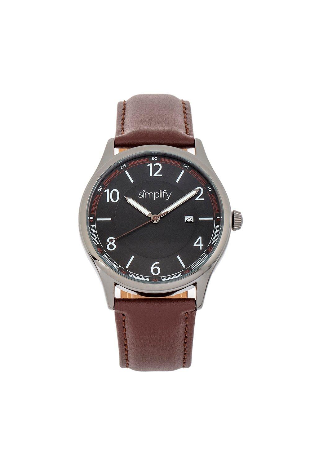 The 6900 Leather-Band Watch with Date