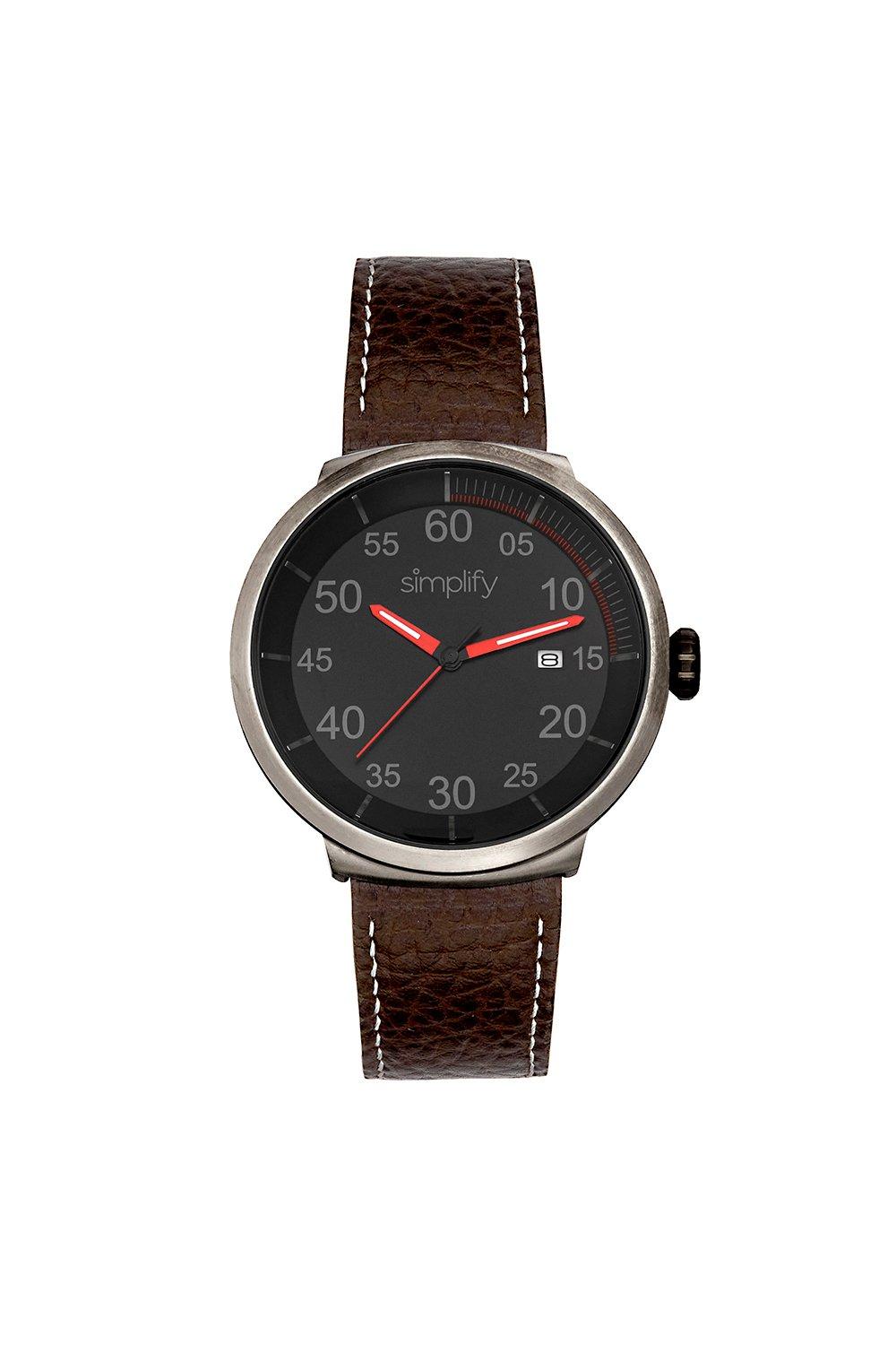 The 7100 Leather-Band Watch with Date