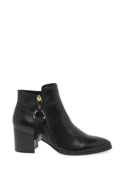 'Taylor 01' Ankle Boots