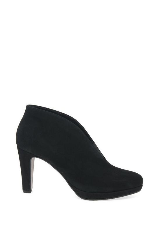 Gabor 'Amien' Ankle Boots 1