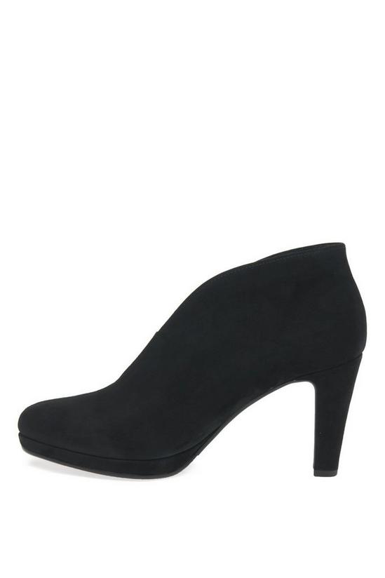 Gabor 'Amien' Ankle Boots 2