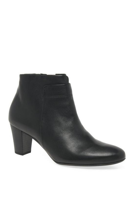 Gabor 'Matlock' Ankle Boots 3