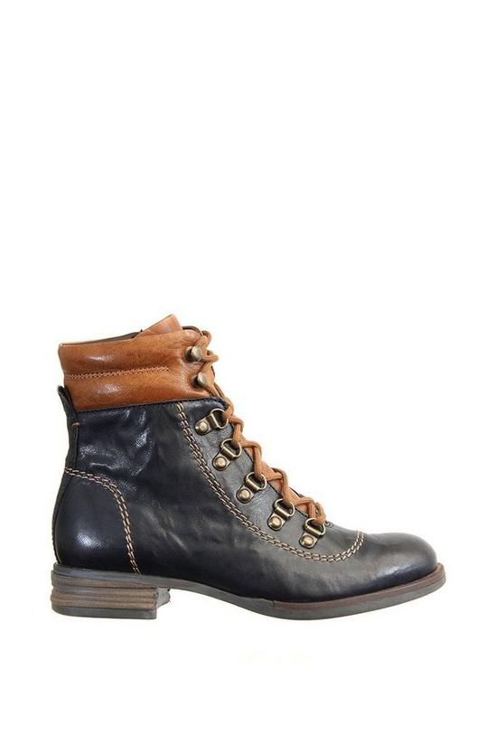 Gabor 'Sanja 09' Ankle Boots 1