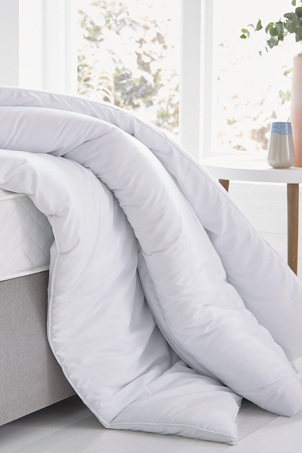 OHS Soft Touch 13.5 Tog Micrfibre Duvet Quilt|Size: Super King|white