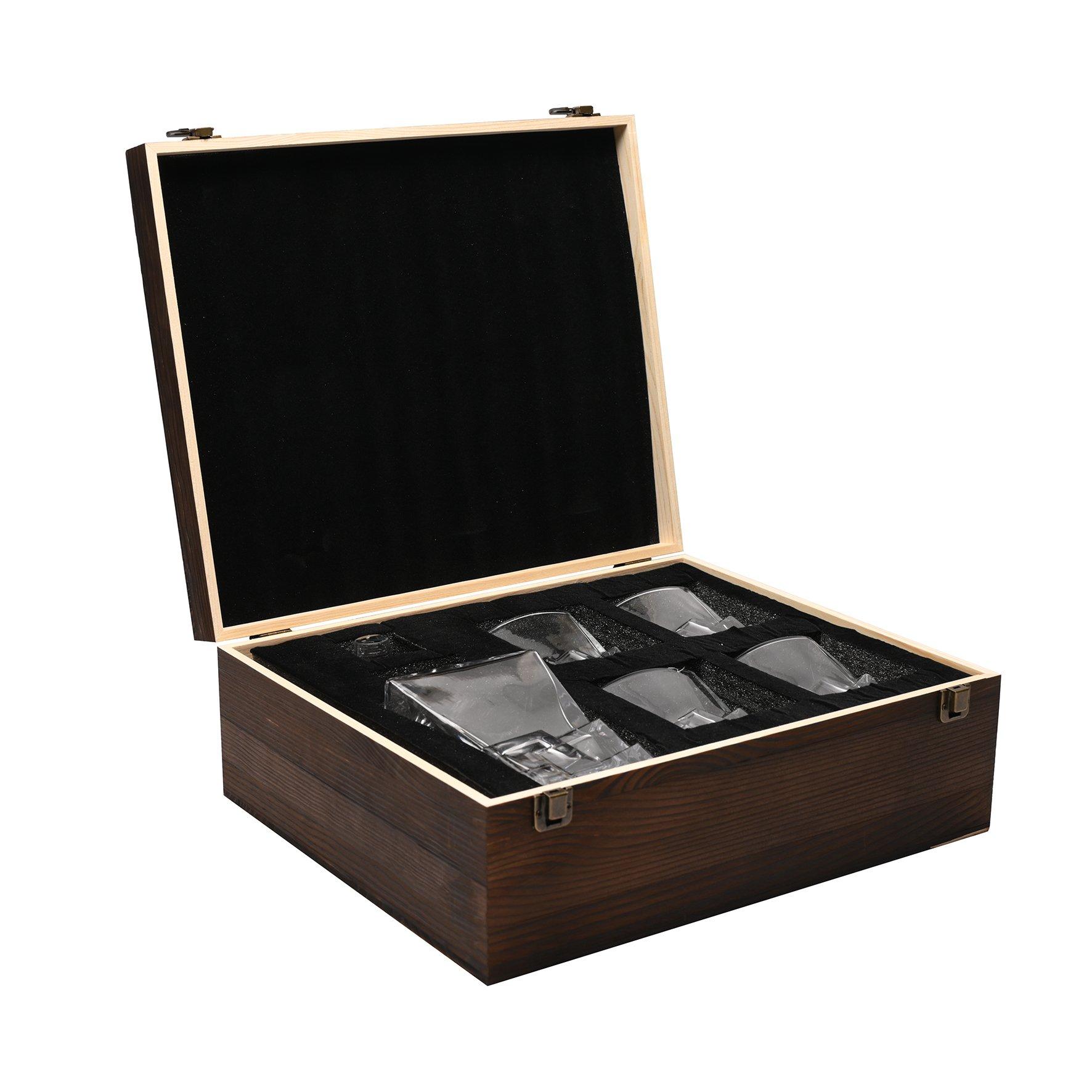 4 Whiskey Glasses & Decanter in Wooden Box