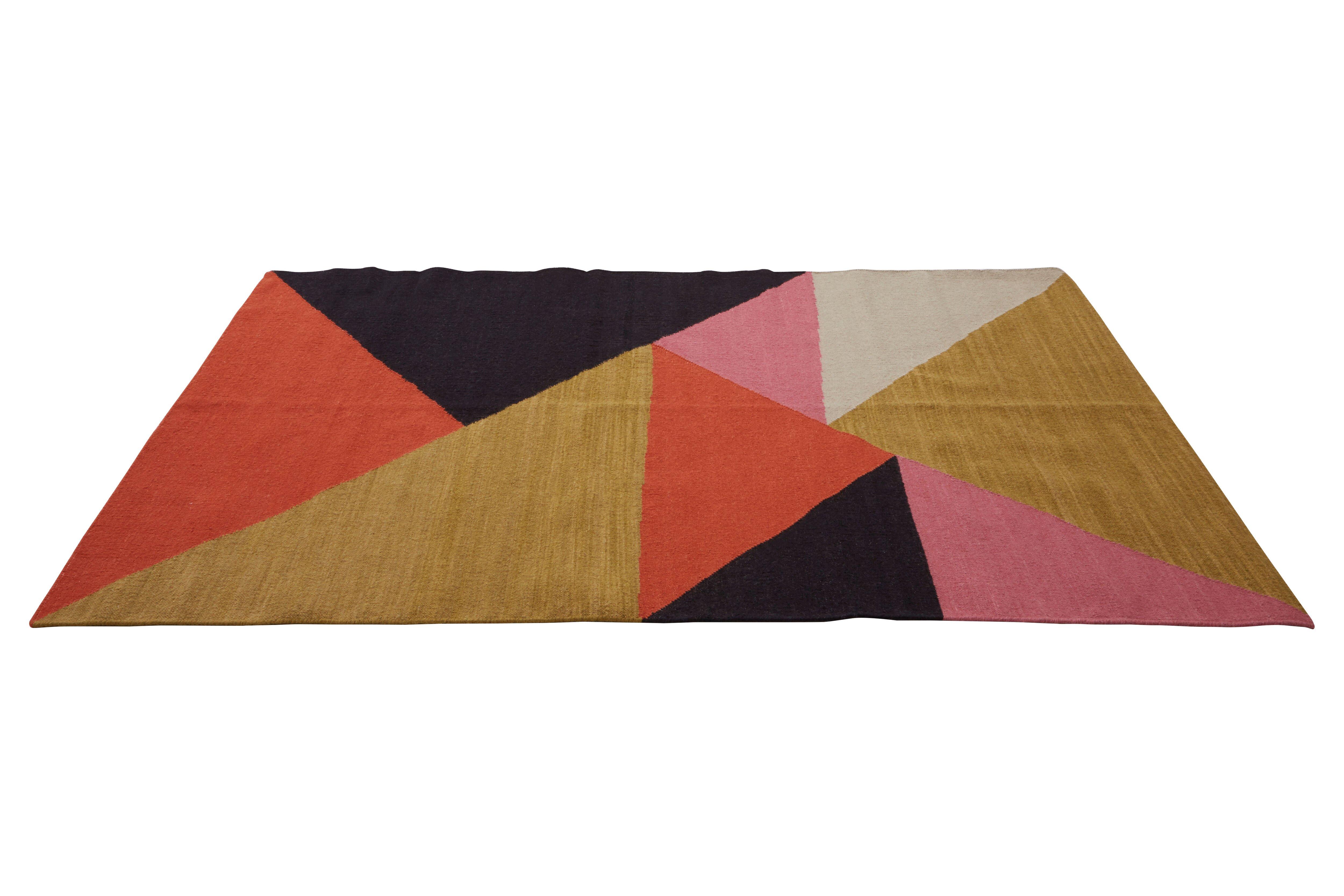 Bosie Villon Rug With Triangular Shapes Design