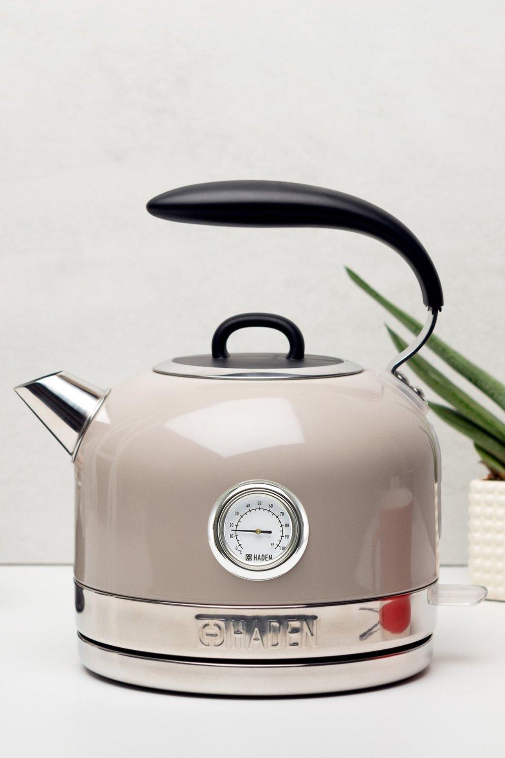 Jersey Traditional Electric Fast Boil Kettle