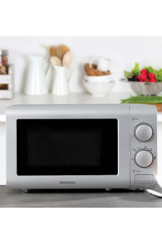 Daewoo 800w Microwave 20 Litre Family Sized with Defrost Function Silver 2