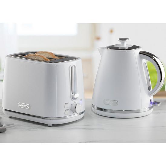 Daewoo Stirling Pyramid Kettle Cordless 1.7 Litre 3KW Rapid Boil White 5