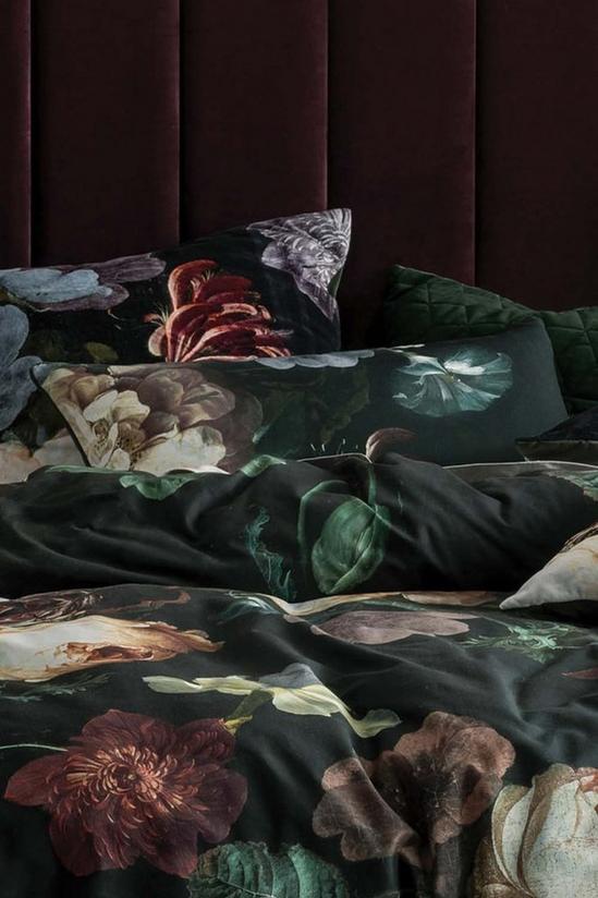 Linen House Winona Dark Botanical Pillowcase Set 1