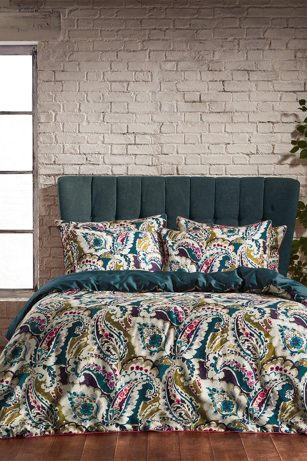 Aretha 200 Thread Count Paisley Premium Cotton Sateen Piped Duvet Cover Set